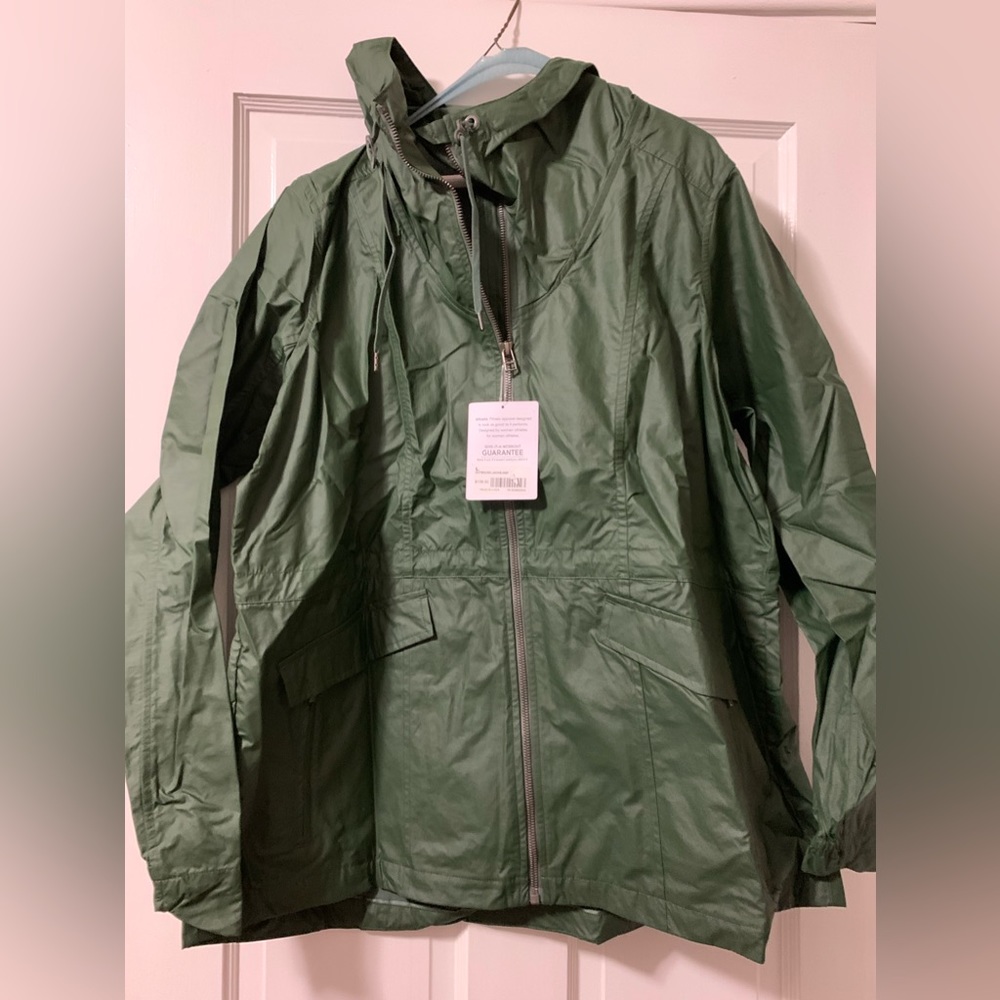Athleta outbound rain jacket jasper green new women’s large raincoat